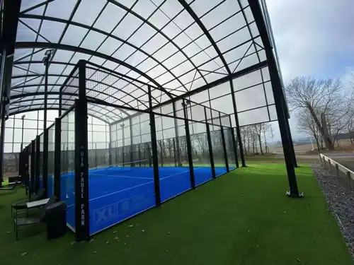 Öja Padel Park en Suède