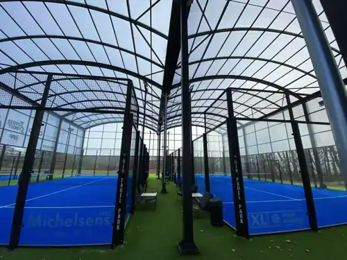 Öja Padel Park en Suède