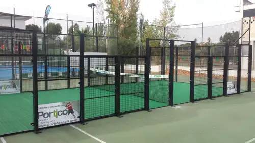 Terrain de mini-court pour événement en Espagne